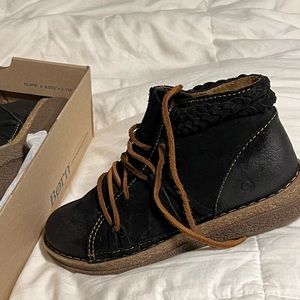 Born 9.5 Black leather ankle boots never worn